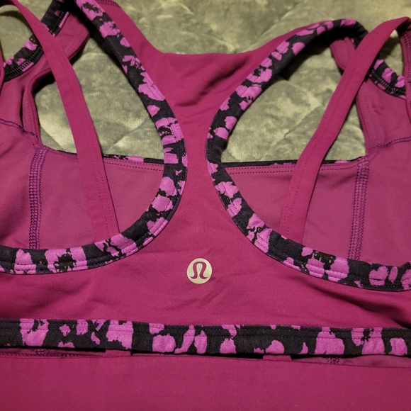 Splendor mini cherry cheetah sports bra - Picture 3 of 6